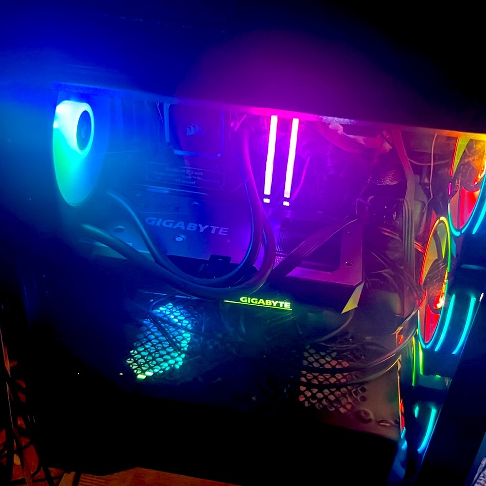Custom built gaming pc